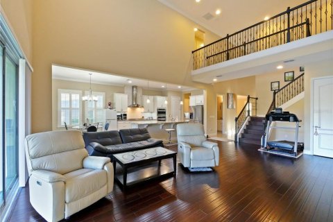 House in Lake Mary, Florida 4 bedrooms, 397.81 sq.m. № 1586683 - photo 20