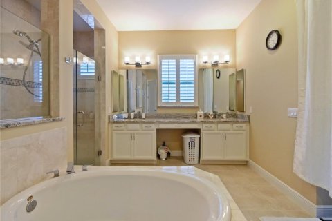 House in Lake Mary, Florida 4 bedrooms, 397.81 sq.m. № 1586683 - photo 29