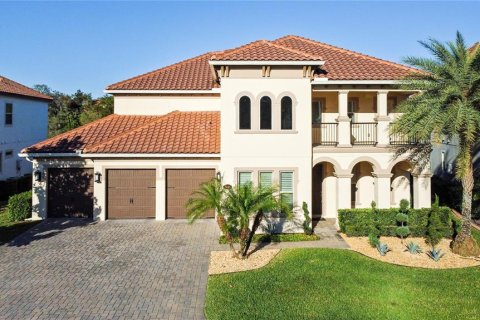 House in Lake Mary, Florida 4 bedrooms, 397.81 sq.m. № 1586683 - photo 1