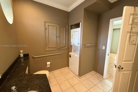 Condo in Coral Springs, Florida, 1 bedroom  № 1960646 - photo 9