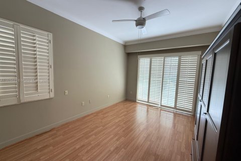 Condo in Coral Springs, Florida, 1 bedroom  № 1960646 - photo 6