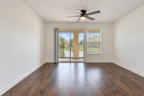 Touwnhouse à louer à Tampa, Floride: 2 chambres, 111.48 m2 № 2388705 - photo 2