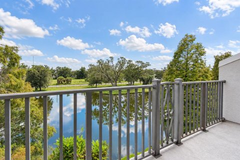 Touwnhouse à louer à Tampa, Floride: 2 chambres, 111.48 m2 № 2388705 - photo 3
