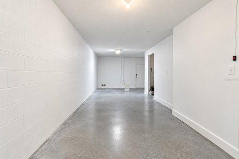 Touwnhouse à louer à Tampa, Floride: 2 chambres, 111.48 m2 № 2388705 - photo 10