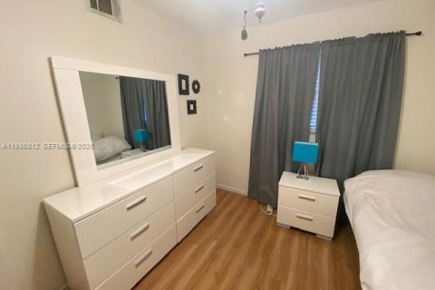 Condominio en venta en Davie, Florida, 2 dormitorios, 91.97 m2 № 2048651 - foto 8