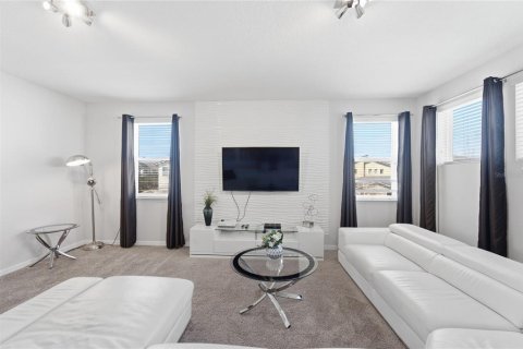 House in SOLARA RESORT in Kissimmee, Florida 7 bedrooms, 328.22 sq.m. № 2105956 - photo 24