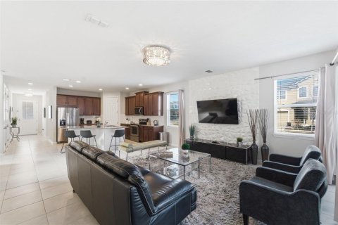 House in SOLARA RESORT in Kissimmee, Florida 7 bedrooms, 328.22 sq.m. № 2105956 - photo 7