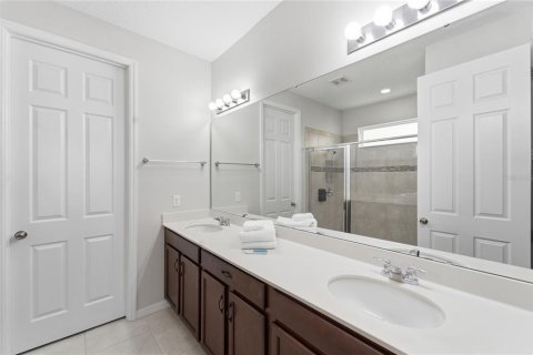House in SOLARA RESORT in Kissimmee, Florida 7 bedrooms, 328.22 sq.m. № 2105956 - photo 15