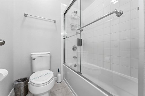 House in SOLARA RESORT in Kissimmee, Florida 7 bedrooms, 328.22 sq.m. № 2105956 - photo 28