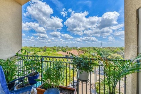 Condominio en alquiler en Sarasota, Florida, 2 dormitorios, 97.64 m2 № 1737420 - foto 7