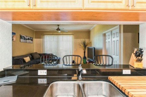 Condominio en alquiler en Sarasota, Florida, 2 dormitorios, 97.64 m2 № 1737420 - foto 12