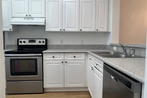 Appartement à louer à Kissimmee, Floride: 2 chambres, 126.35 m2 № 1511894 - photo 8