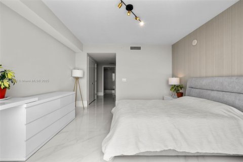 Condo in Sunny Isles Beach, Florida, 4 bedrooms  № 1867567 - photo 20