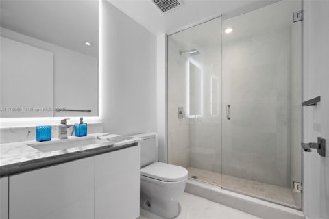 Condo in Sunny Isles Beach, Florida, 4 bedrooms  № 1867567 - photo 26
