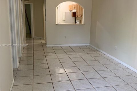 Copropriété à louer à Homestead, Floride: 2 chambres, 75.72 m2 № 2040269 - photo 11