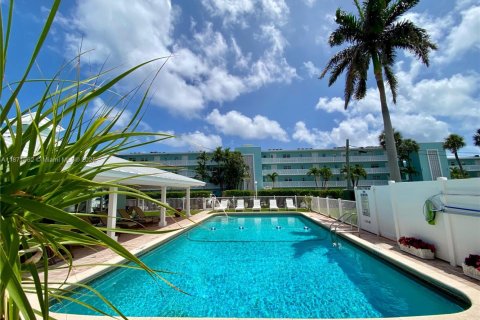 Copropriété à vendre à Lighthouse Point, Floride: 1 chambre, 102.19 m2 № 1979648 - photo 28