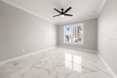 Condo in Clearwater, Florida, 3 bedrooms № 2195379 - photo 17