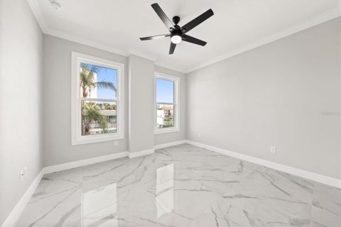 Condo in Clearwater, Florida, 3 bedrooms № 2195379 - photo 29