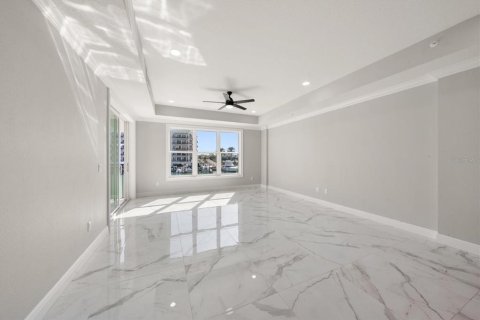 Condo in Clearwater, Florida, 3 bedrooms № 2195379 - photo 21