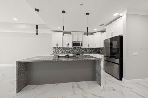 Condo in Clearwater, Florida, 3 bedrooms № 2195379 - photo 14