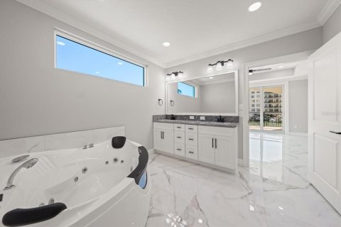 Condo in Clearwater, Florida, 3 bedrooms № 2195379 - photo 24