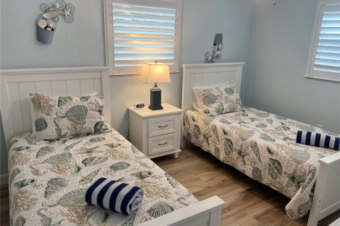 Villa ou maison à louer à Sarasota, Floride: 2 chambres, 87.42 m2 № 2125718 - photo 7