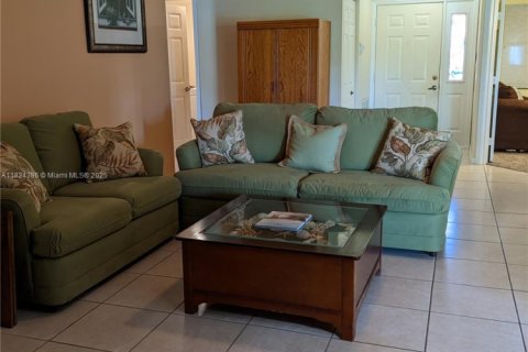 Купить виллу или дом в Хомстед, Флорида 3 спальни, № 1961893 - фото 5