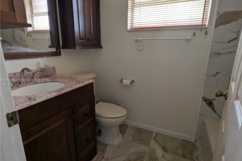 Купить виллу или дом в Хомстед, Флорида 3 спальни, № 1961893 - фото 27