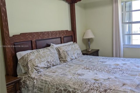 Купить виллу или дом в Хомстед, Флорида 3 спальни, № 1961893 - фото 21