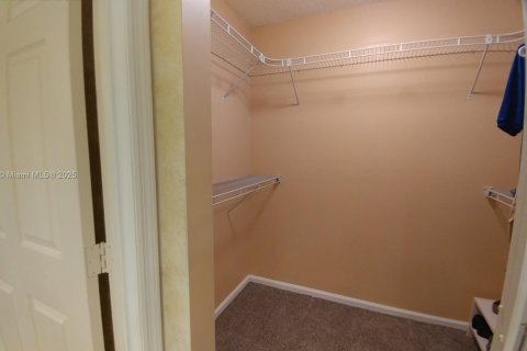 Купить виллу или дом в Хомстед, Флорида 3 спальни, № 1961893 - фото 19