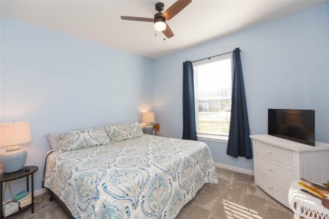 House in Land O' Lakes, Florida 3 bedrooms, 190.82 sq.m. № 1525773 - photo 9