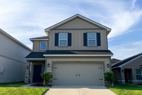 House in Dade City, Florida 4 bedrooms, 204.57 sq.m. № 2111713