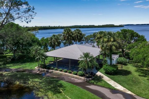 Condo in Bradenton, Florida, 2 bedrooms  № 2150166 - photo 25