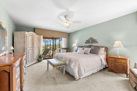 House in Venice, Florida 4 bedrooms, 231.33 sq.m. № 1567381 - photo 12