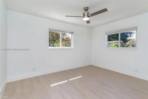 Townhouse in Oakland Park, Florida 2 bedrooms, 90.39 sq.m. № 1982906 - photo 8