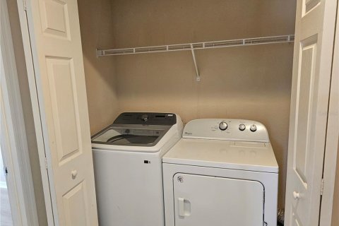 Touwnhouse à louer à Wesley Chapel, Floride: 3 chambres, 153.29 m2 № 2425534 - photo 12
