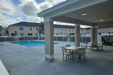 Touwnhouse à louer à Wesley Chapel, Floride: 3 chambres, 153.29 m2 № 2425534 - photo 15