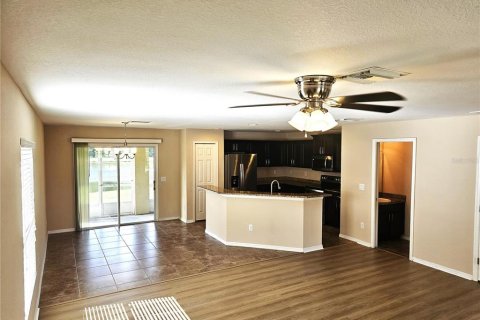 Touwnhouse à louer à Wesley Chapel, Floride: 3 chambres, 153.29 m2 № 2425534 - photo 6