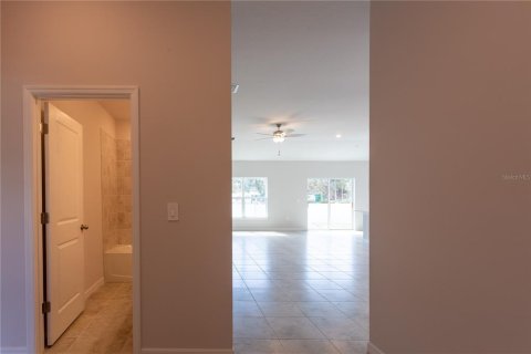 House in Port Charlotte, Florida 3 bedrooms, 125.51 sq.m. № 1443886 - photo 25