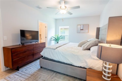 House in Port Charlotte, Florida 3 bedrooms, 125.51 sq.m. № 1443886 - photo 13