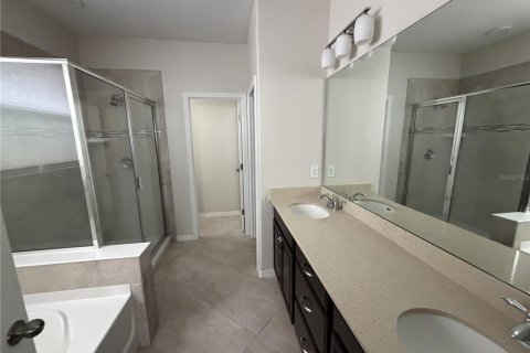 Купить виллу или дом в Киссимми, Флорида 4 комнаты, 215.53м2, № 2143078 - фото 13