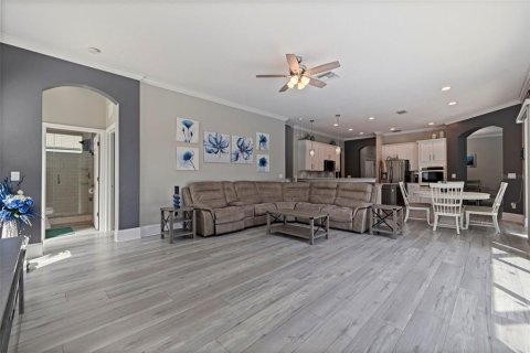 Villa ou maison à vendre à New Port Richey, Floride: 5 chambres, 335.56 m2 № 2234434 - photo 25