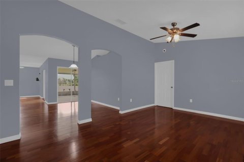 Villa ou maison à vendre à Kissimmee, Floride: 3 chambres, 137.96 m2 № 2147654 - photo 6