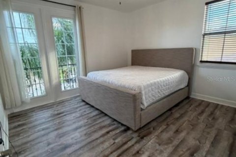 Villa ou maison à vendre à New Port Richey, Floride: 5 chambres, 389.63 m2 № 2406613 - photo 25