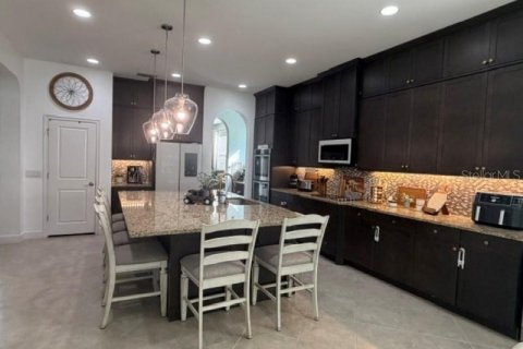 Villa ou maison à vendre à New Port Richey, Floride: 5 chambres, 389.63 m2 № 2406613 - photo 8