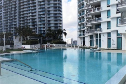 Condominio en alquiler en Miami, Florida, 2 dormitorios, 95.69 m2 № 1890258 - foto 27