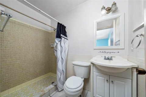 House in Kissimmee, Florida 4 bedrooms, 133.59 sq.m. № 1742841 - photo 6