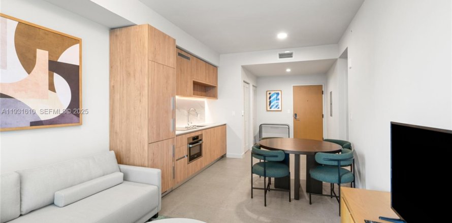 Кондоминиум с 1 спальней в Майами, Флорида № 1992519