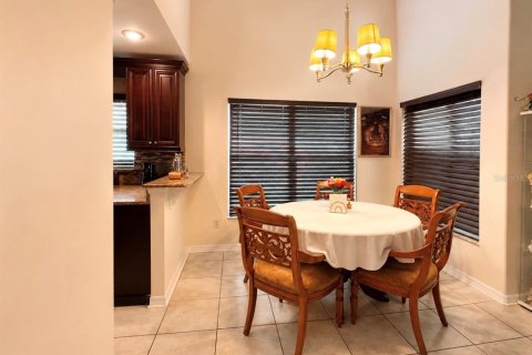 Villa ou maison à vendre à Kissimmee, Floride: 3 chambres, 148.46 m2 № 2216135 - photo 6