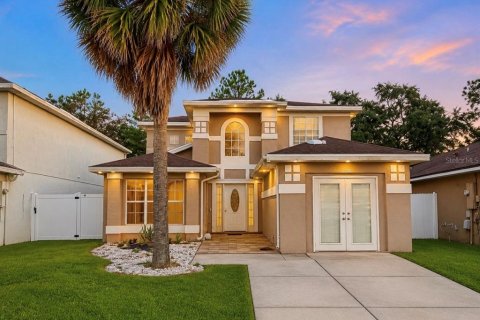 Villa ou maison à Kissimmee, Floride 3 chambres, 148.46 m2 № 2216135